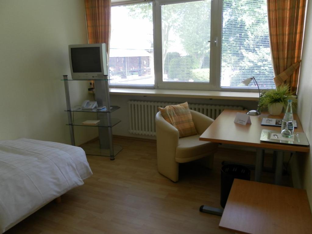 Haus Litzbruck Hotel Dusseldorf Room photo
